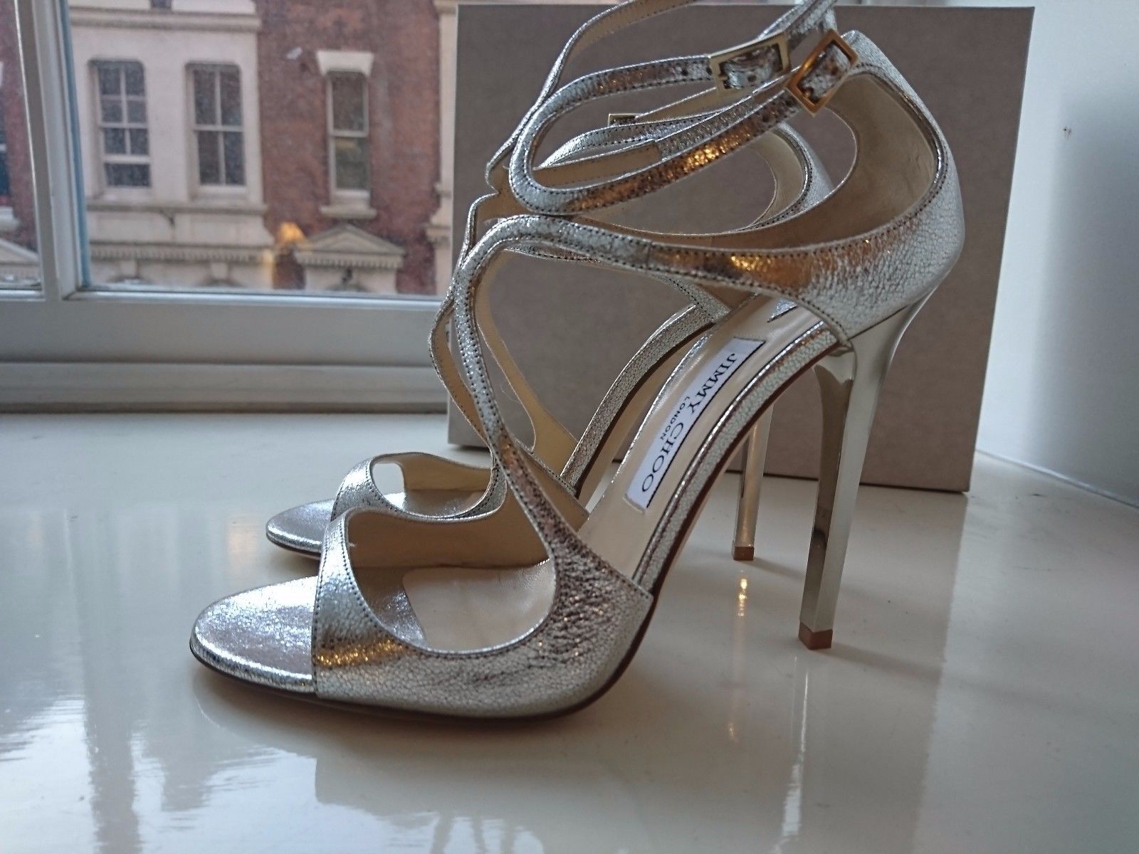 Chaussures à talons Jimmy Choo : Top 5 modèles de créateurs les plus chers ! 