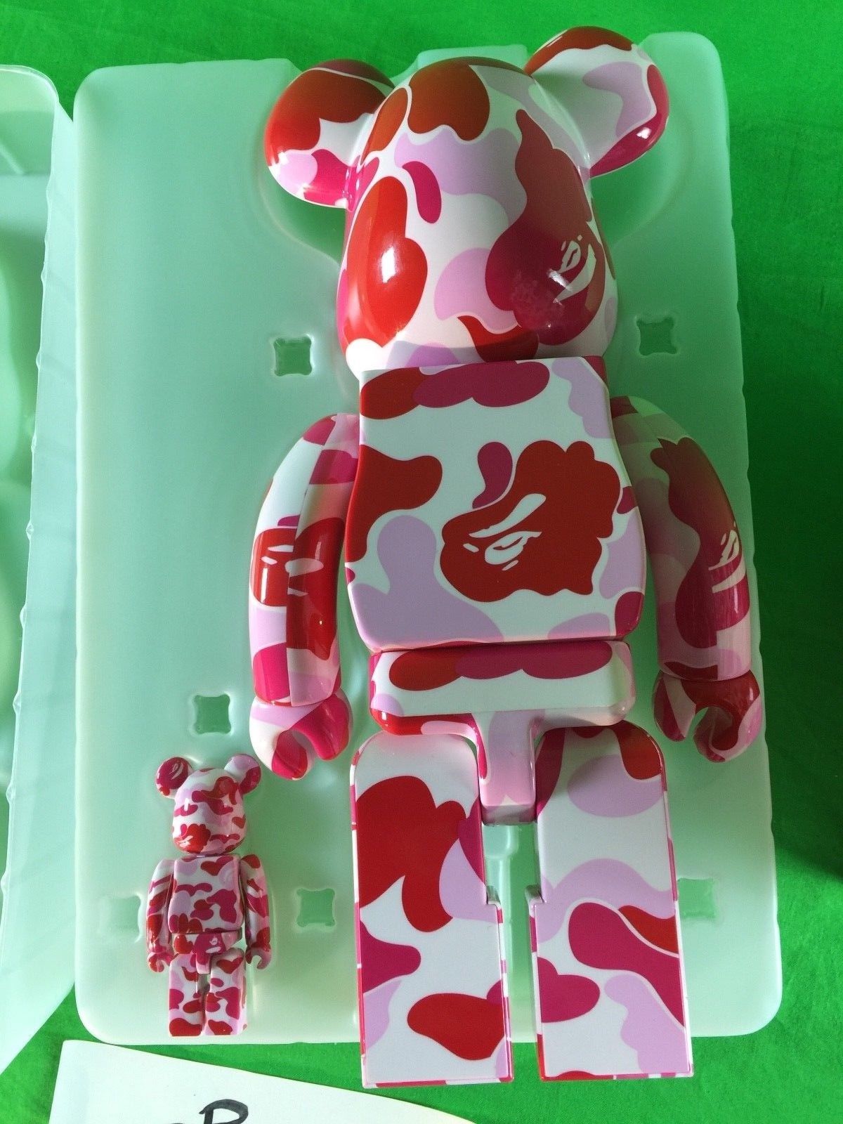 Bearbricks : Un top 5 des plus modèles BAPE les plus chers à découvrir !
