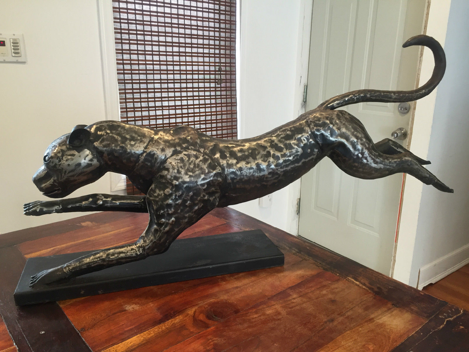 Top 5 des plus splendides sculptures de guépards vendues sur eBay ! 