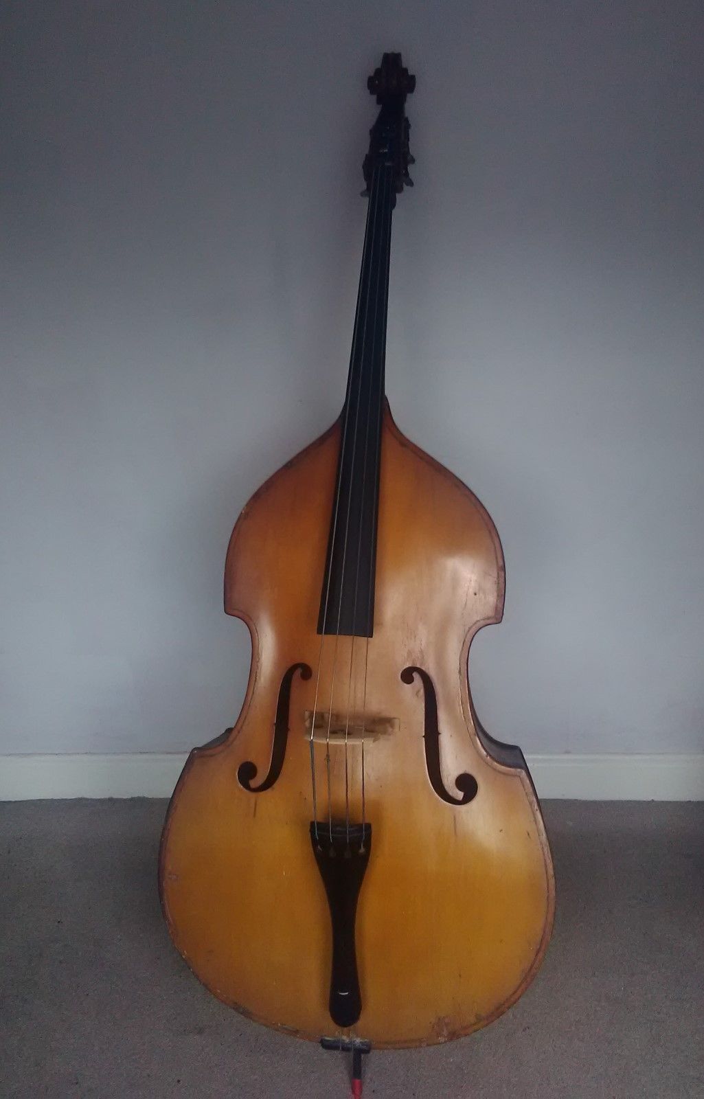 Contrebasse : une sélection de modèles les plus chers vendus sur eBay !