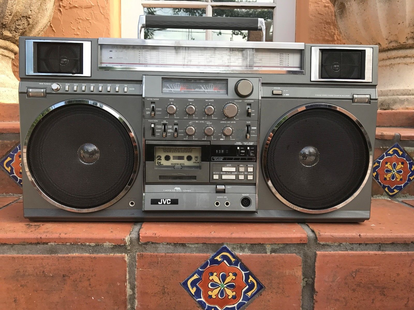 Top 5 des plus beaux modèles vintage de Boombox récemment vendus sur eBay
