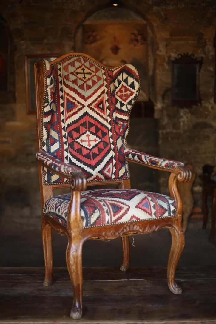 Un Top 5 des chaises à dos aile les plus chères vendues récemment sur eBay ! 