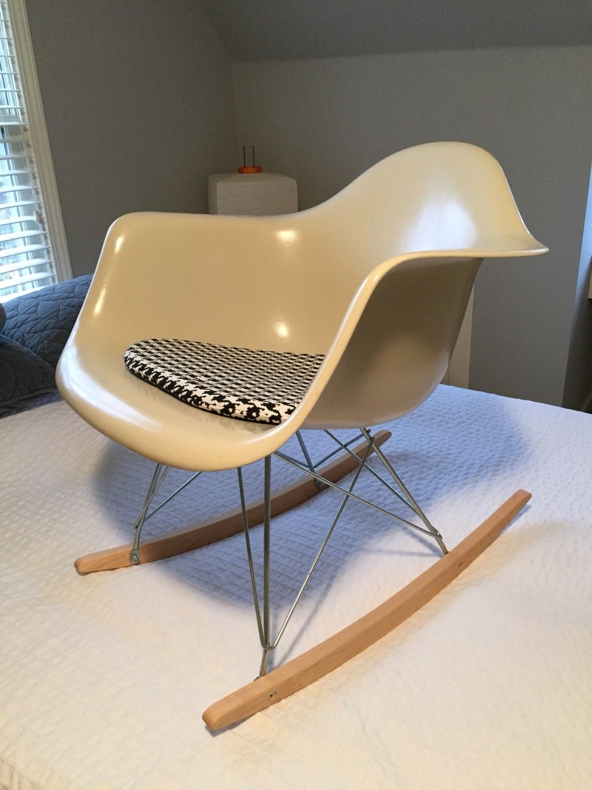 Fauteuil à bascule les plus design : notre Top 5 !