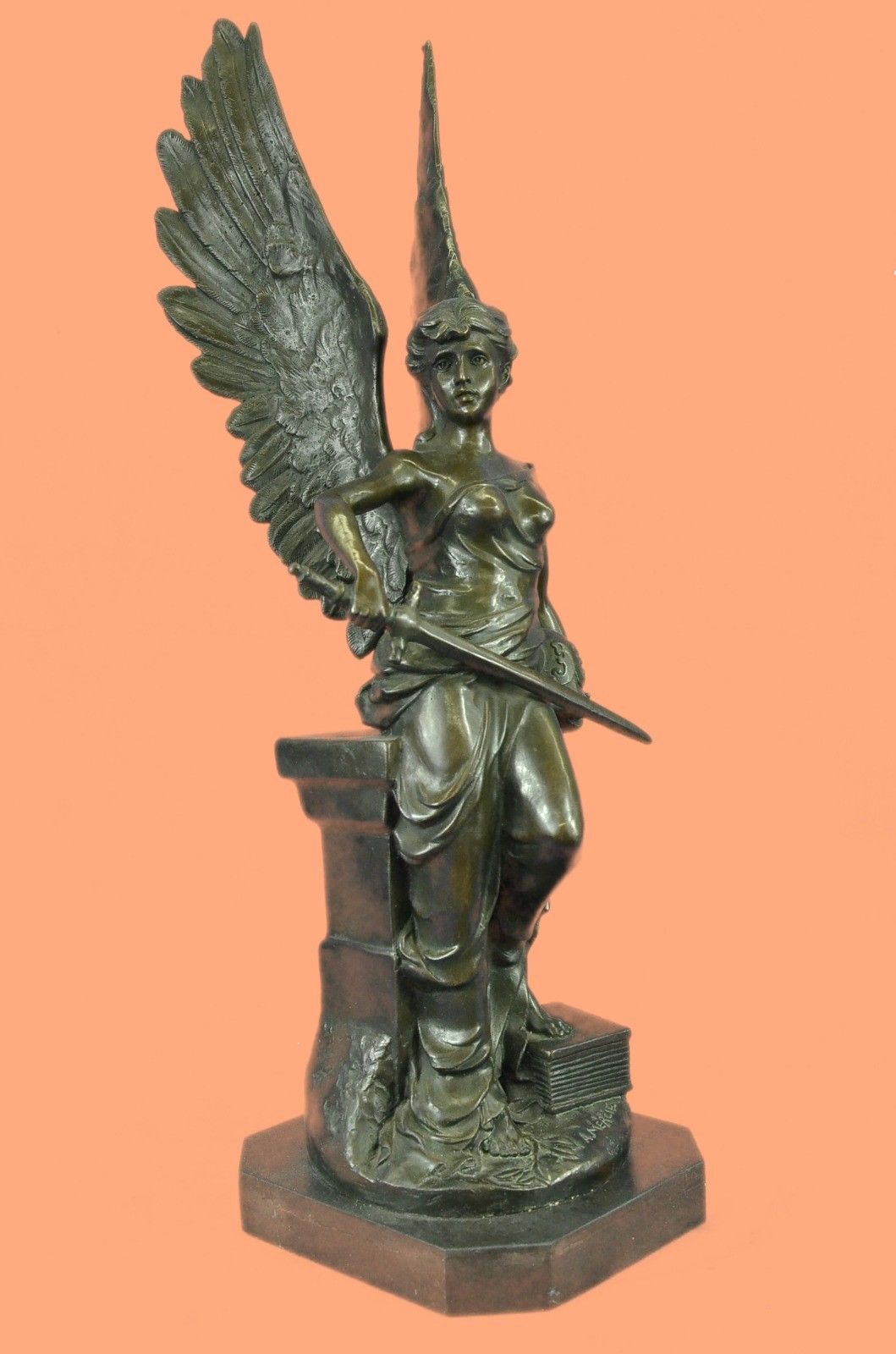 Déesse Athéna : 5 des plus belles sculptures parmi les plus chères vendues sur eBay ! 