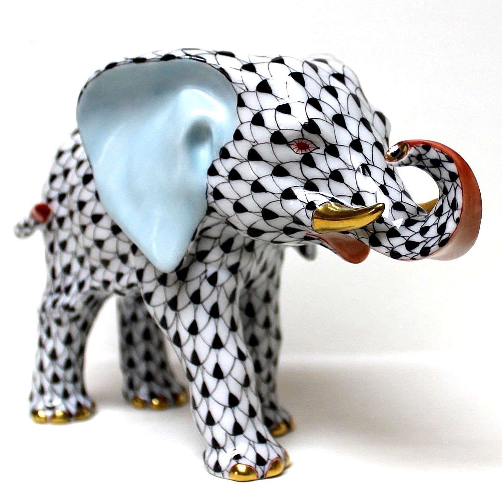Figurines d'éléphants : 