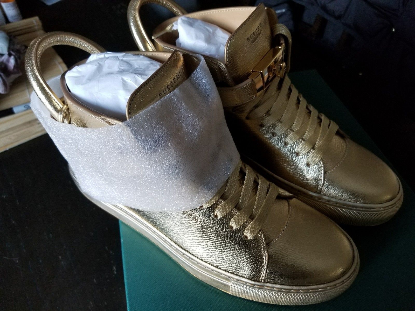 Ventes de baskets hommes Buscemi sur eBay : Un Top 5