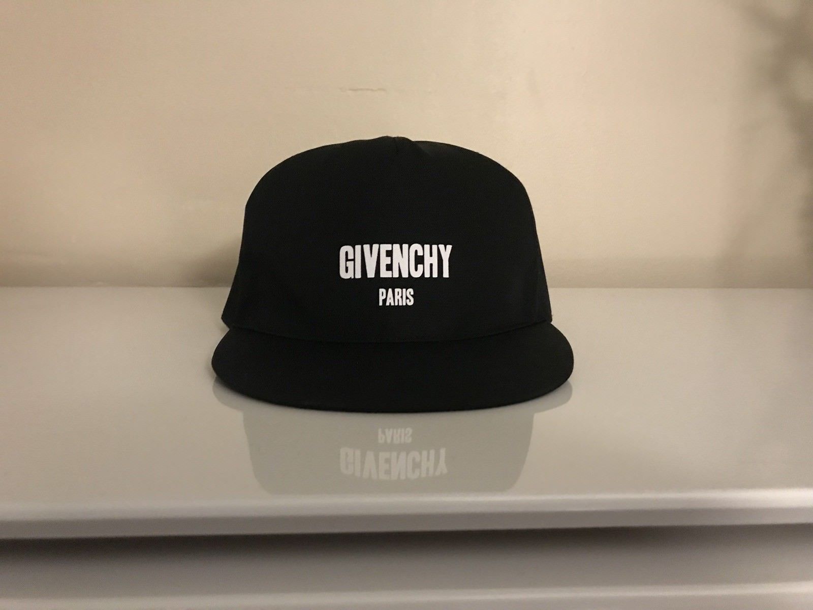 Les casquettes les plus chères vendues sur eBay ! 