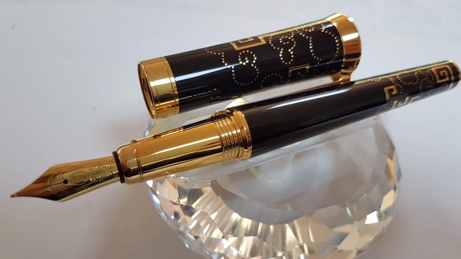 Cartier : les stylo-plumes les plus luxueux vendus sur eBay