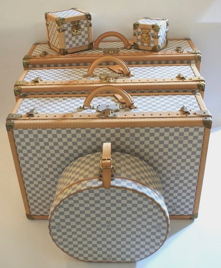Louis Vuitton Collection Voyage : valises de luxe et sac de voyage récemment vendus sur eBay
