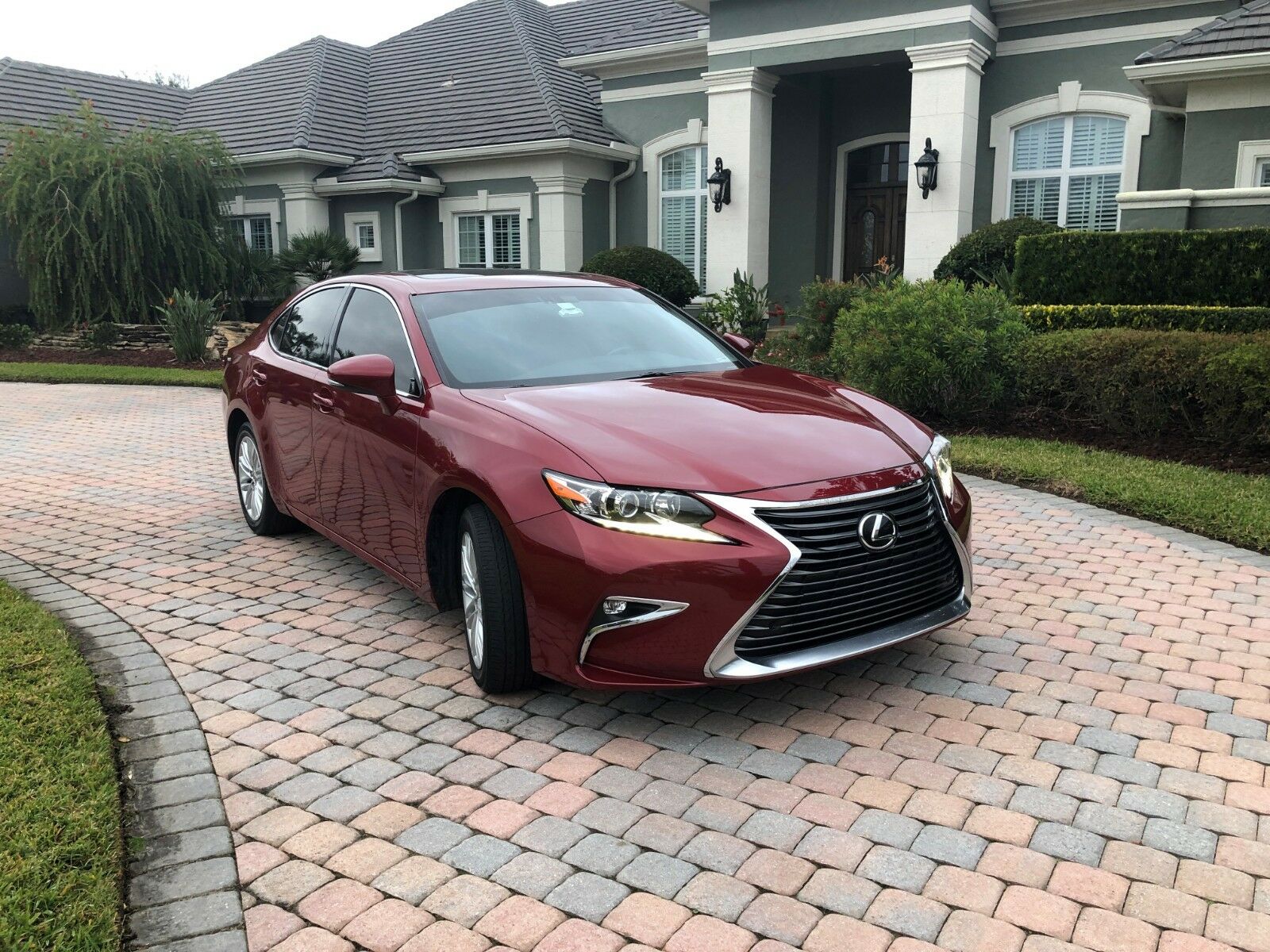 Lexus : 5 modèles parmi les plus chers vendus sur eBay !