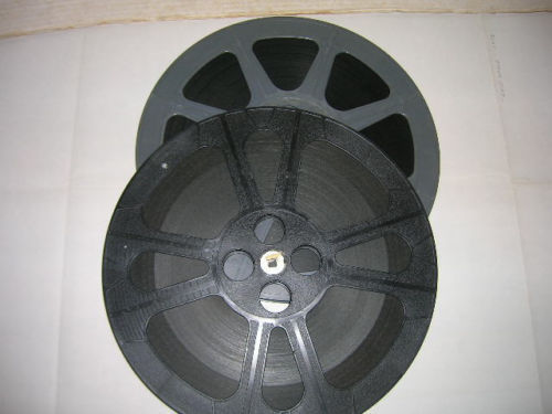 Charlie Chaplin : photos autographiées et films de l'époque à découvrir !