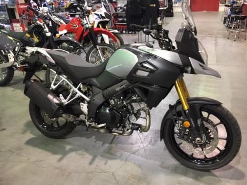  Suzuki : Top 5 des motos les plus chères récemment vendues sur eBay