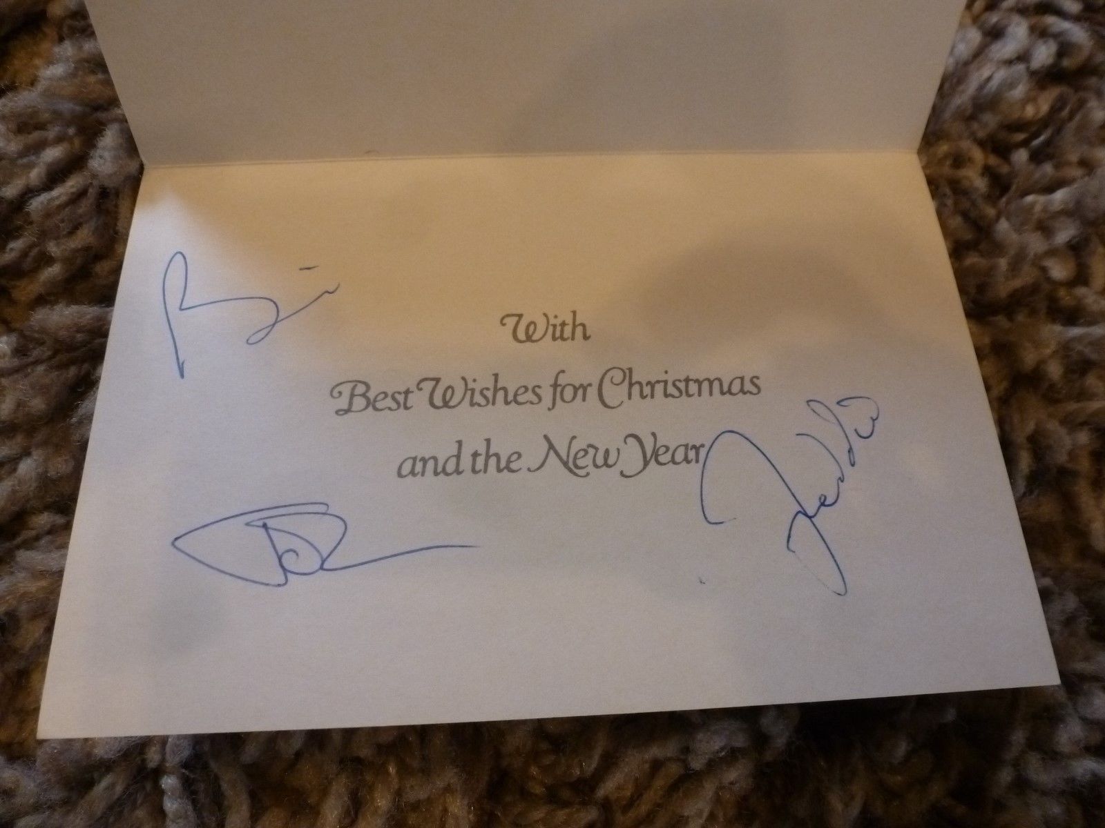 Le Top 5 des objets de collection Freddie Mercury les plus chers récemment vendus sur eBay ! 