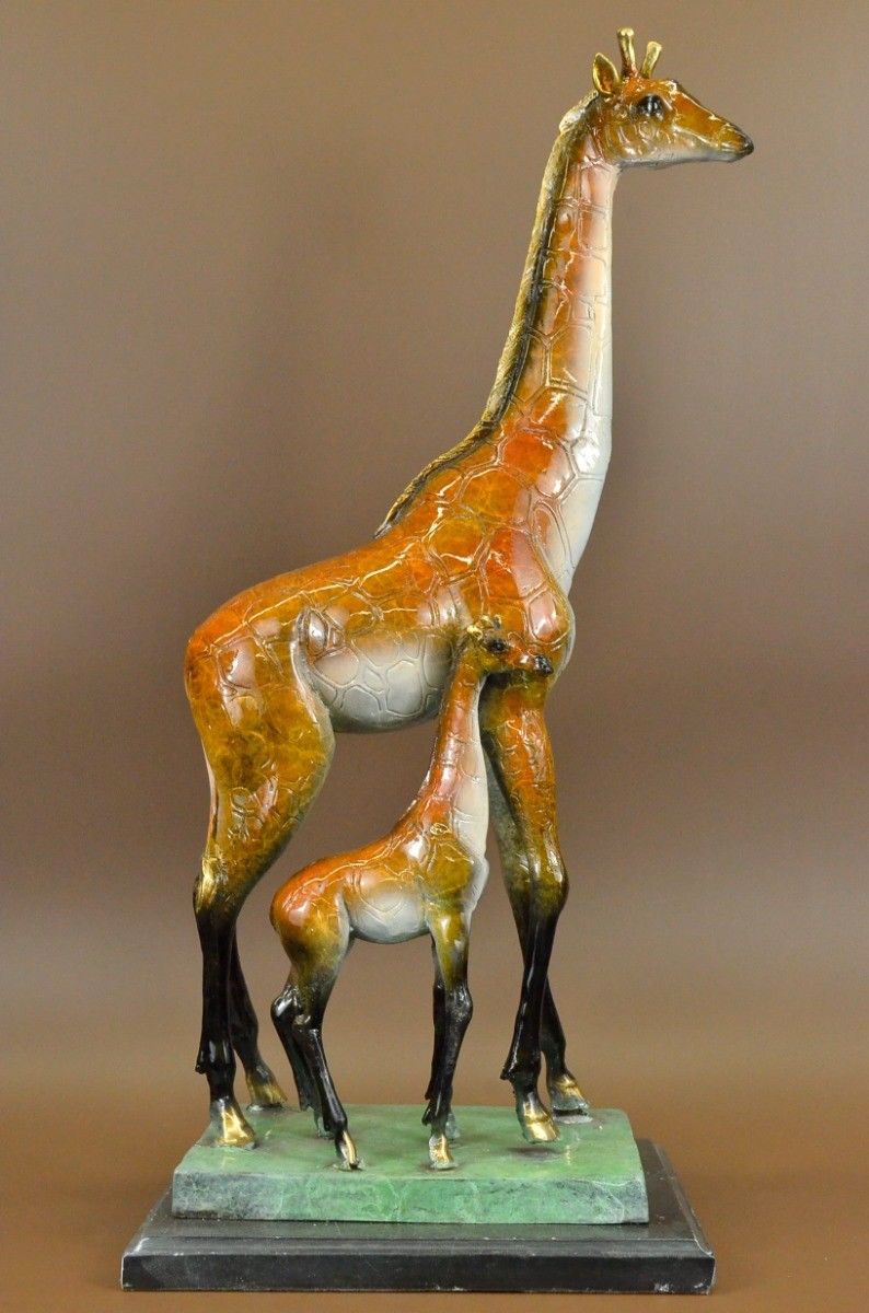Objets de décoration thème girafe : Notre Top 5 des sculptures parmi les plus chères !