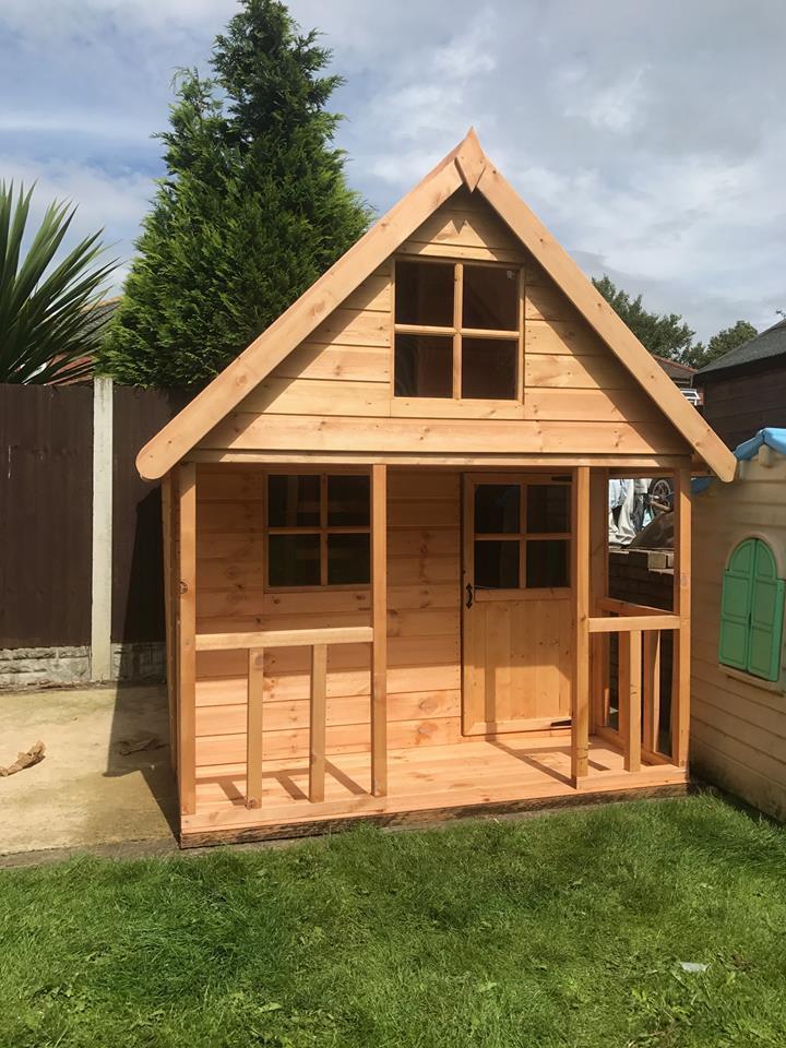 Les plus belles maisons en bois pour enfants vendues sur eBay ! 