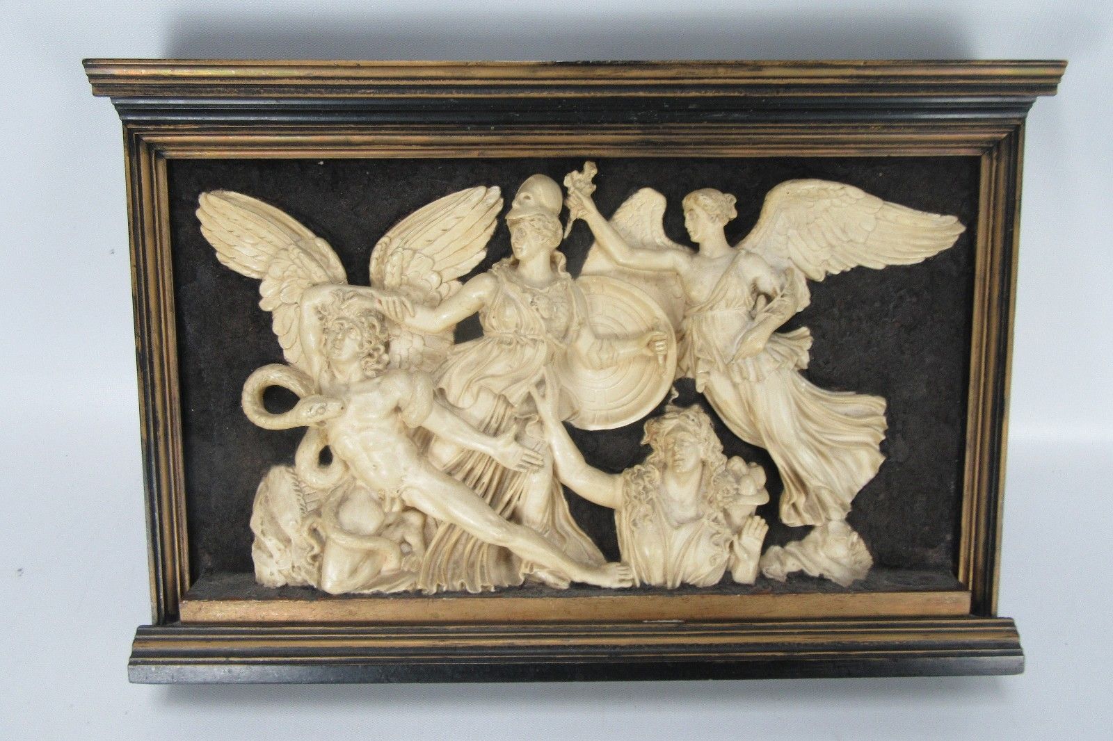 Déesse Athéna : 5 des plus belles sculptures parmi les plus chères vendues sur eBay ! 