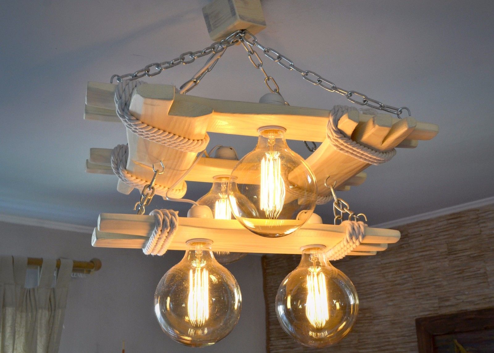 Chandeliers à ampoules Edison les plus chers : notre Top 5 ! 