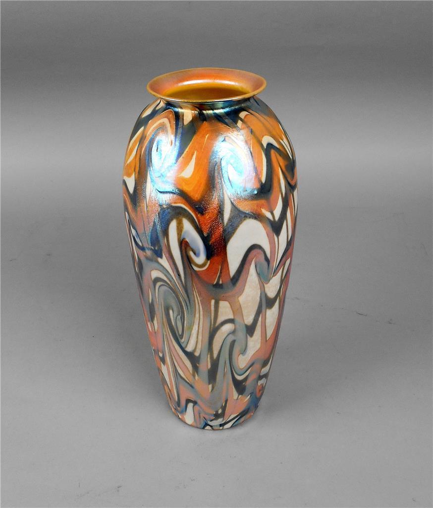 Les vases irisés les plus chers vendus sur eBay ! 