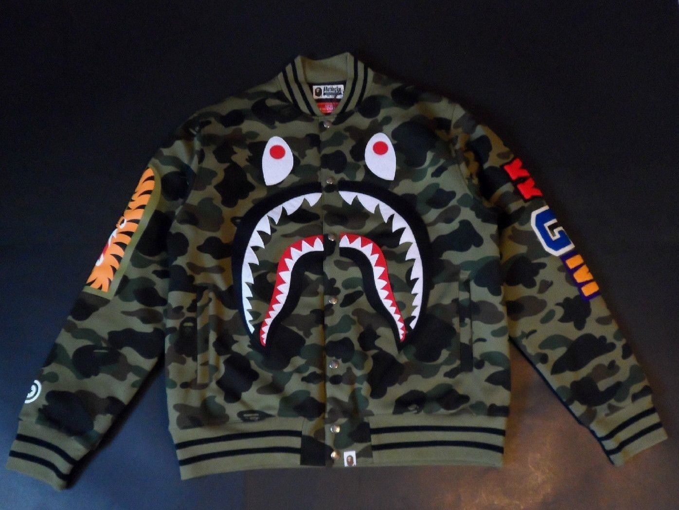 Vestes Camouflage : 5 modèles de luxe et uniques à découvrir !