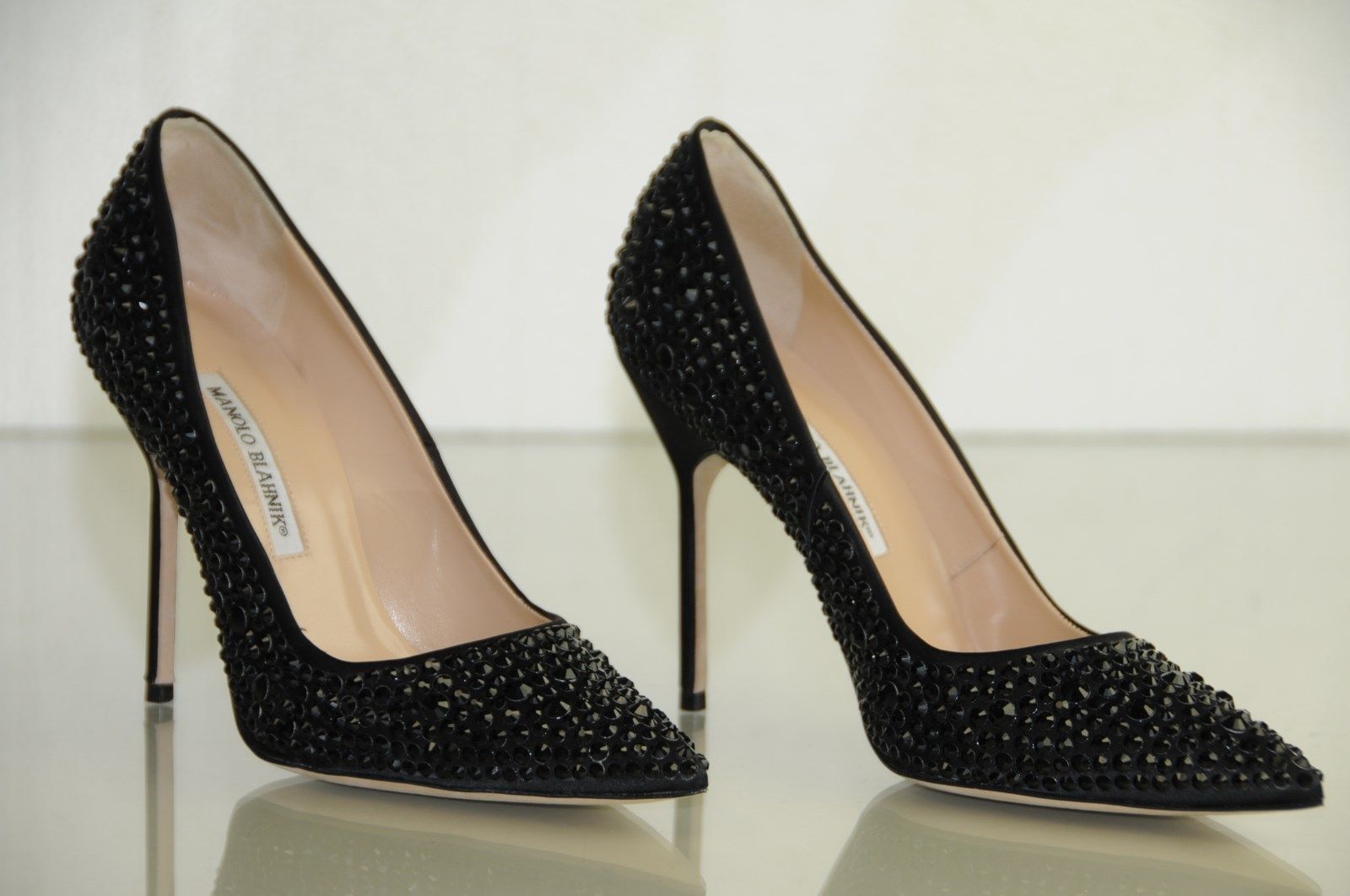 Top 5 des chaussures Manolo Blahnik les plus chères vendues récemment sur eBay !