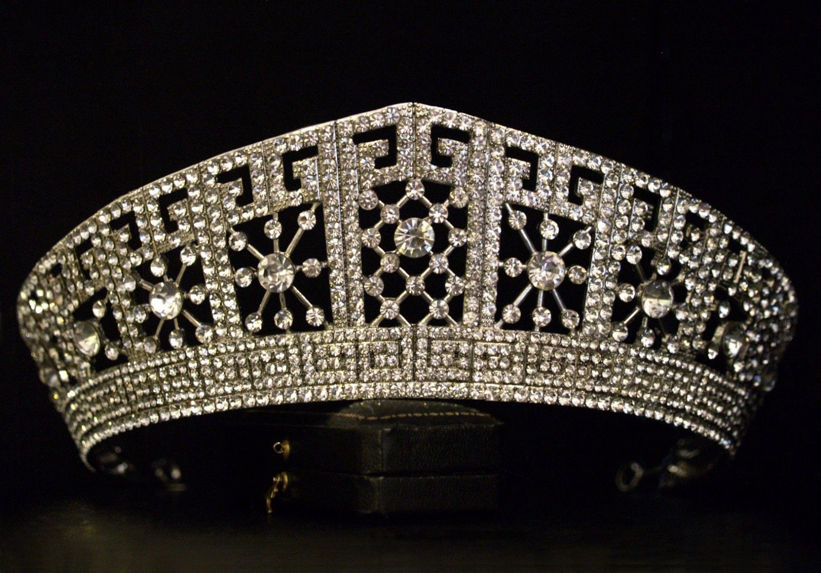 Diadèmes : Notre top 5 des plus beaux modèles pour votre mariage ! 