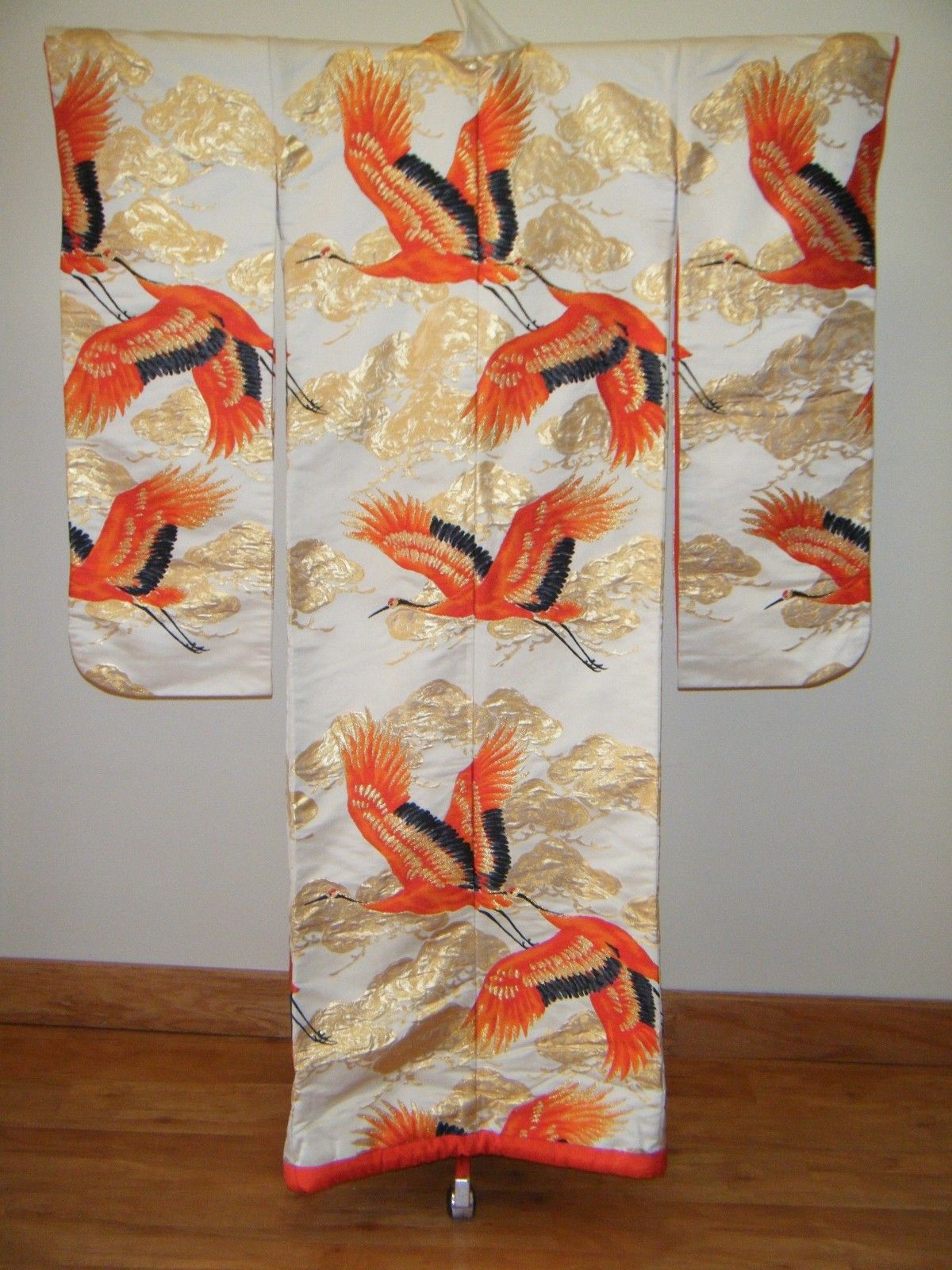 Kimonos Japonais : les plus beaux modèles récemment vendus sur eBay