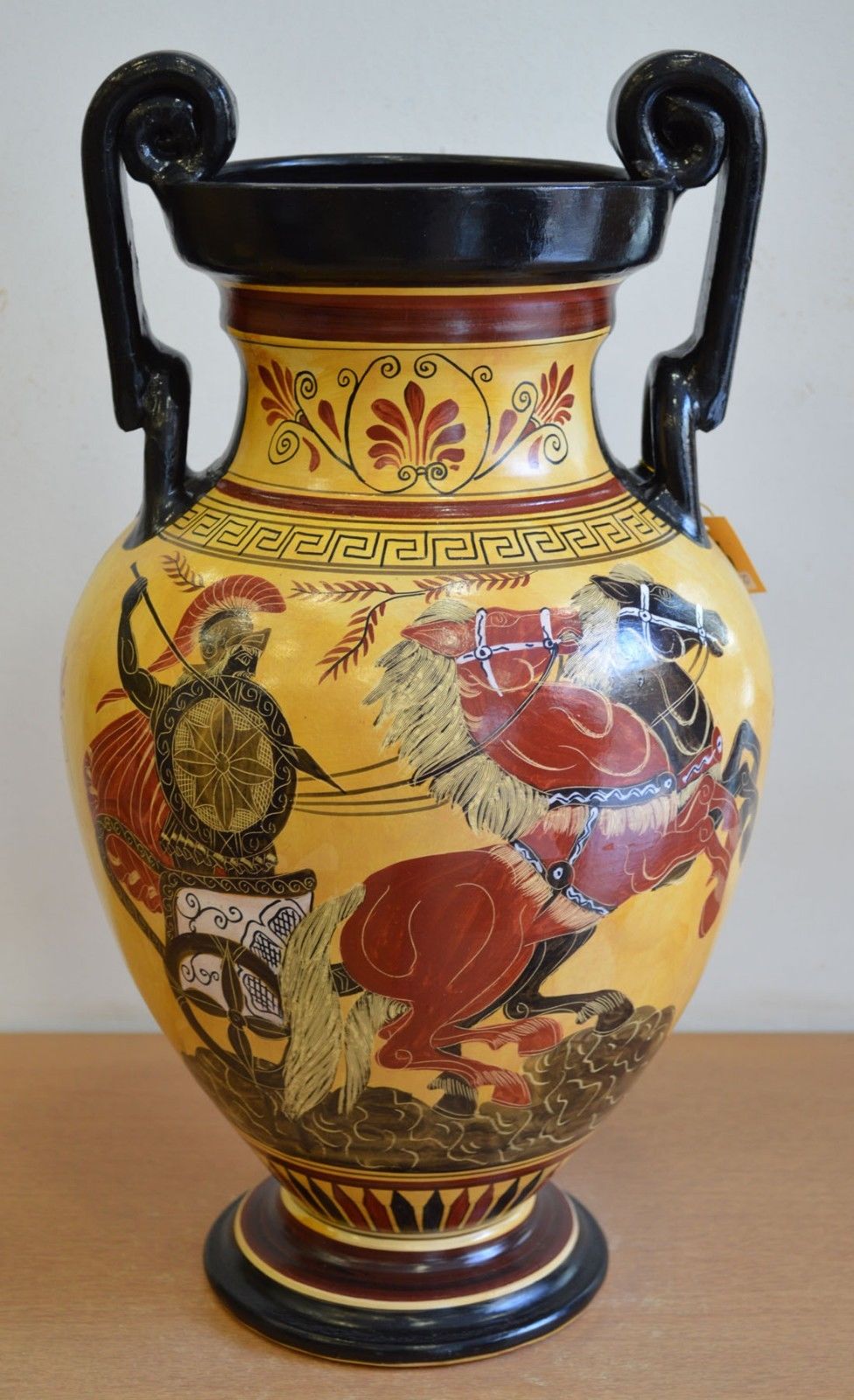 Les vases grecs 5 modèles exceptionnels parmi les plus chers vendus