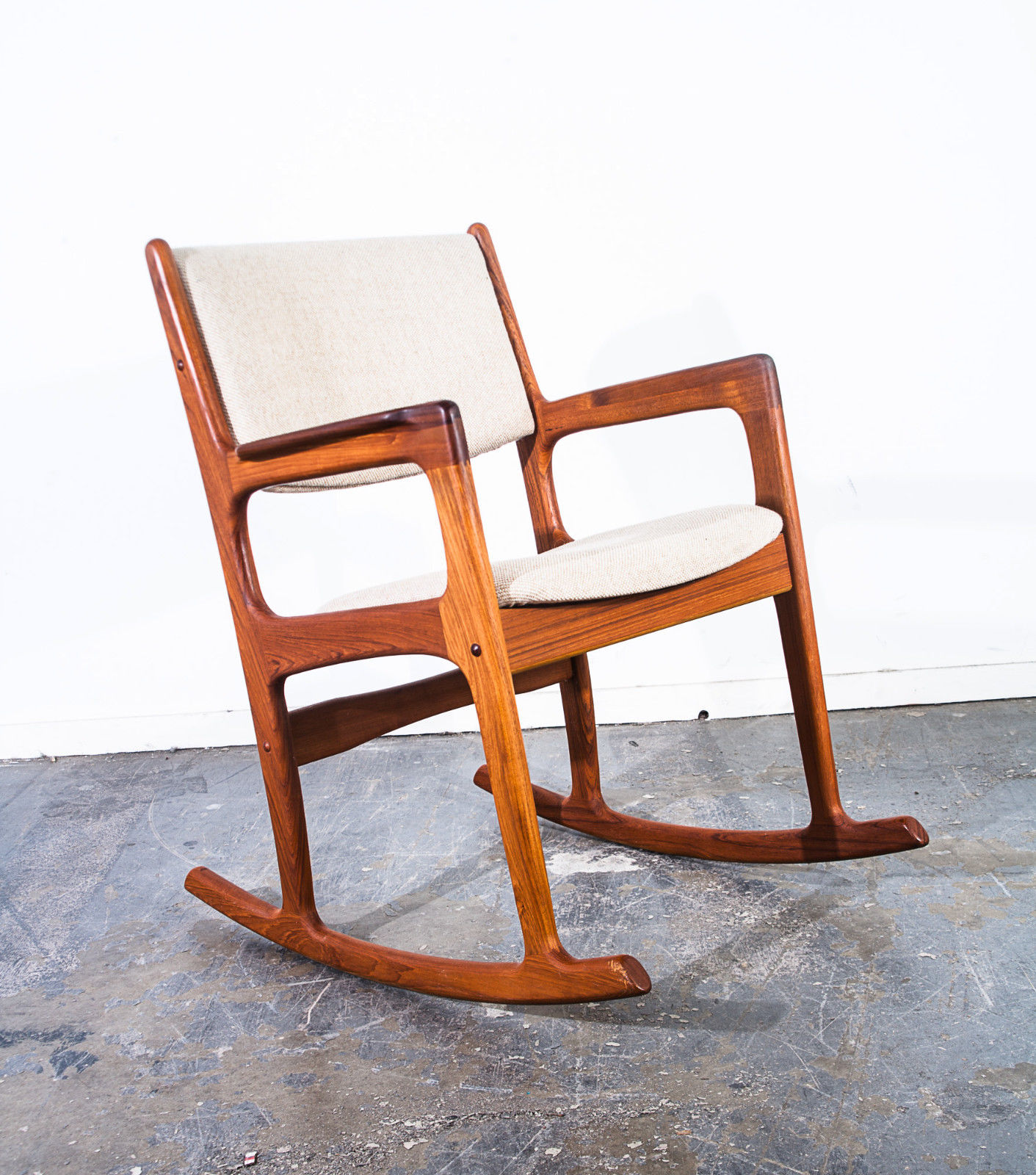 Fauteuil à bascule les plus design : notre Top 5 !