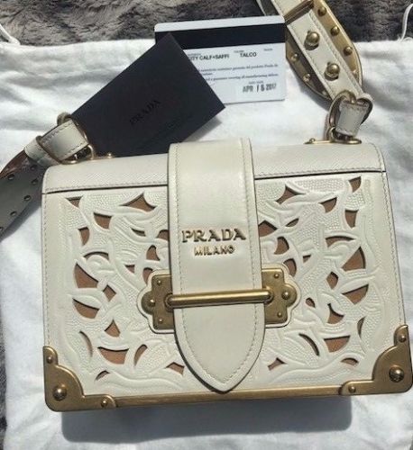 Prada : Top 5 des sacs les plus chers récemment vendus sur eBay à découvrir !