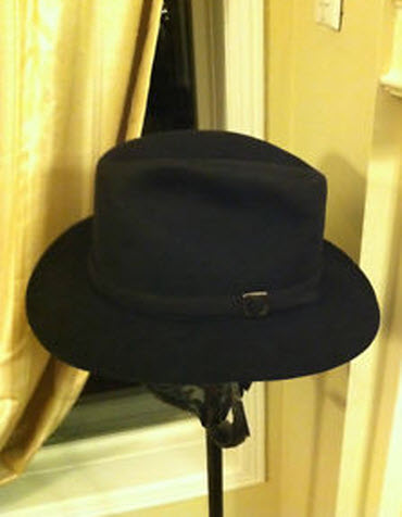 Cinq chapeaux exceptionnels vendus sur eBay