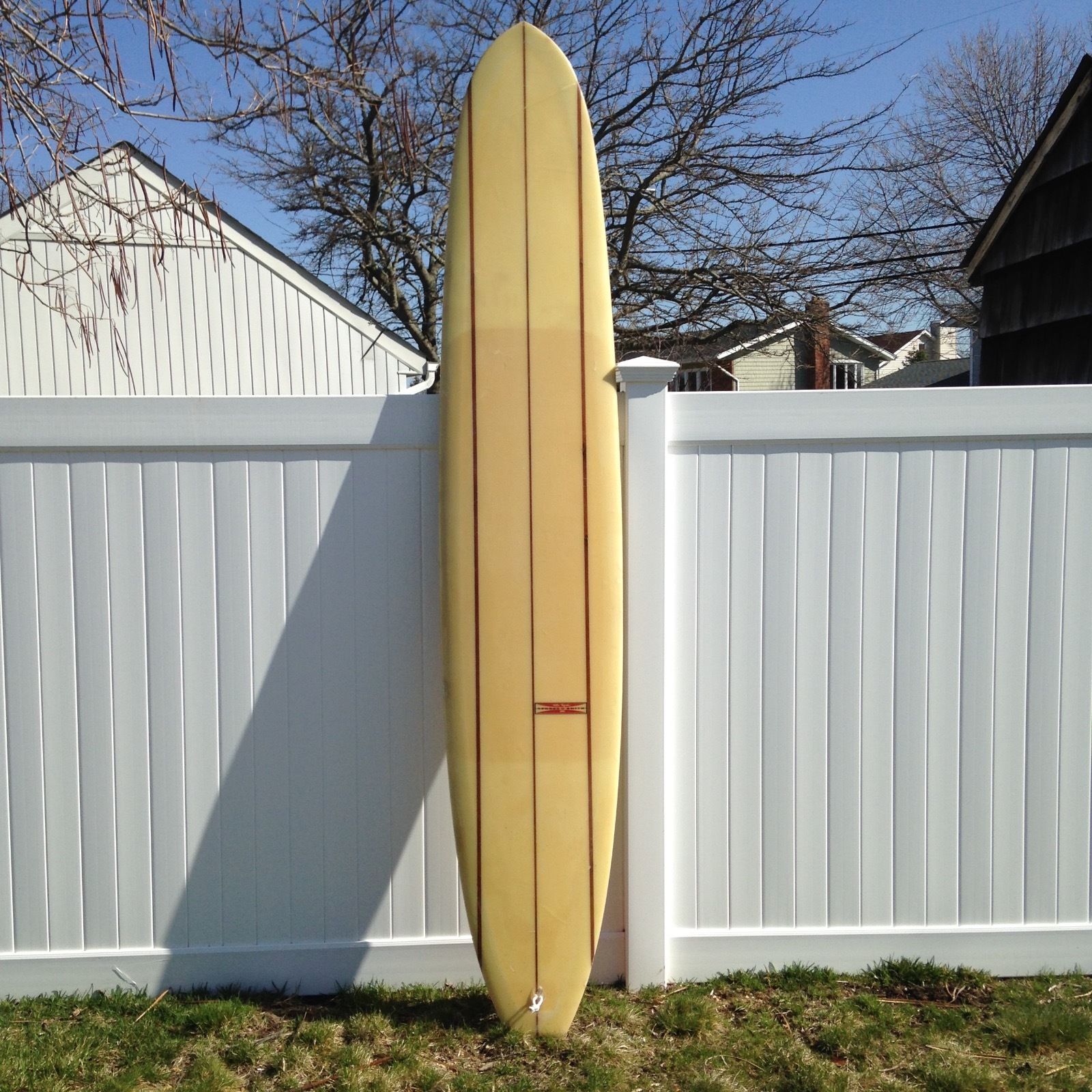 Surf: une sélection de 5 planches et objets vintage exceptionnels