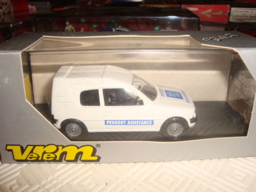 Verem : Une sélection de véhicules miniatures de collection 